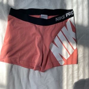 NWOT Coral Nike Running Shorts Size XL